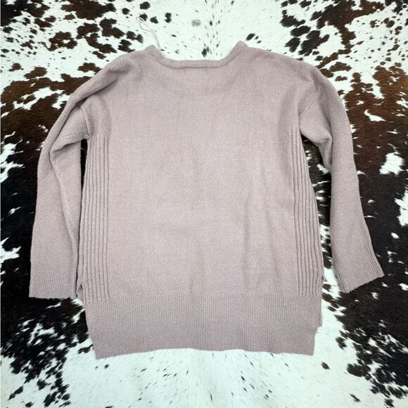 Olive & Oak Mauve Crew Neck Sweater - Picture 2 of 5